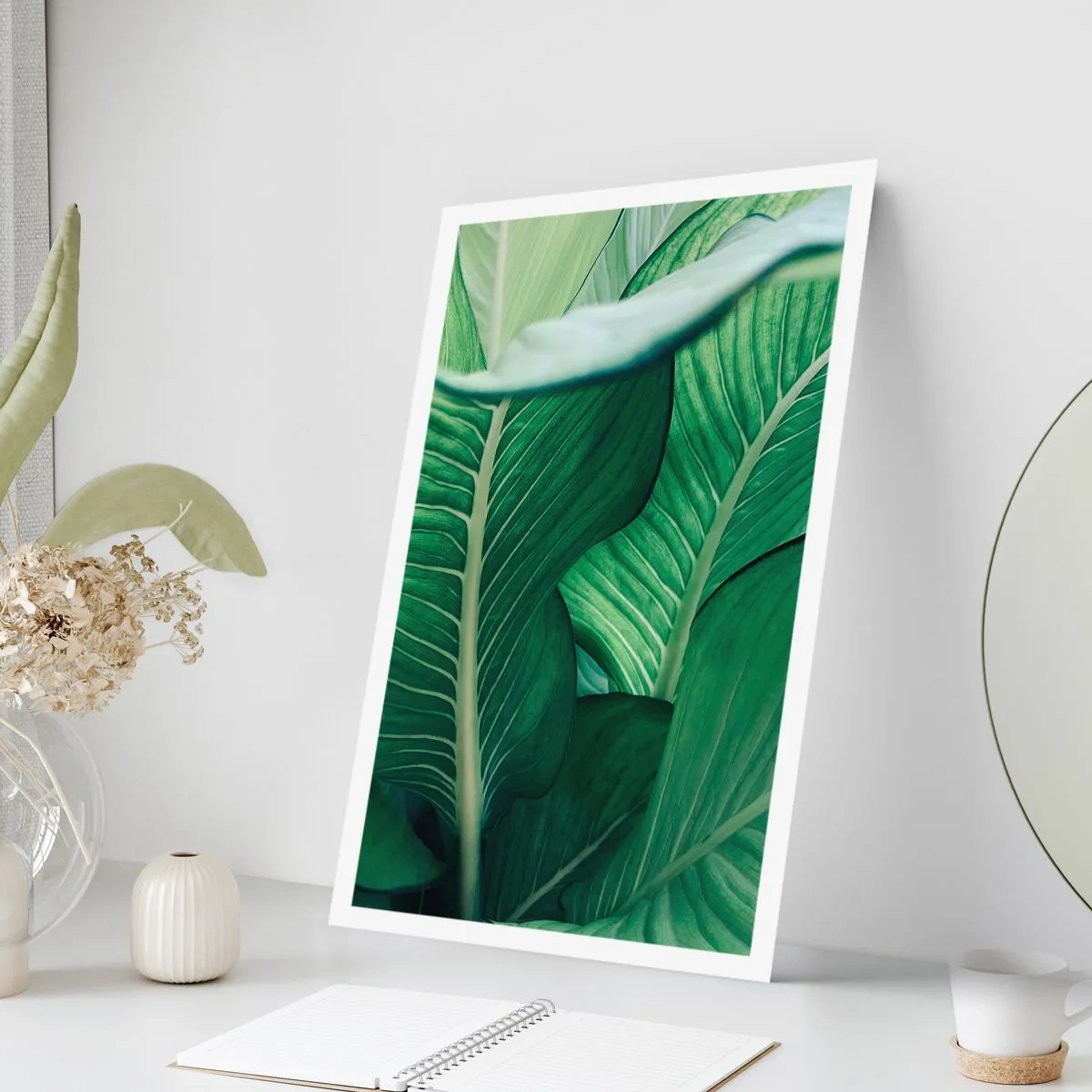 Plakat - Zielone liście rośliny w zbliżeniu - 50x70cm - Życie intensywnie zielone - Nowoczesna dekoracja ścienna do salonu, kuchni i sypialni ARTTOR