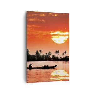 Obraz na płótnie - Tropikalny zachód słońca z łodzią na tle palm - 80x120cm - Spokój tropików o zachodzie - Nowoczesna dekoracja ścienna do salonu i sypialni ARTTOR