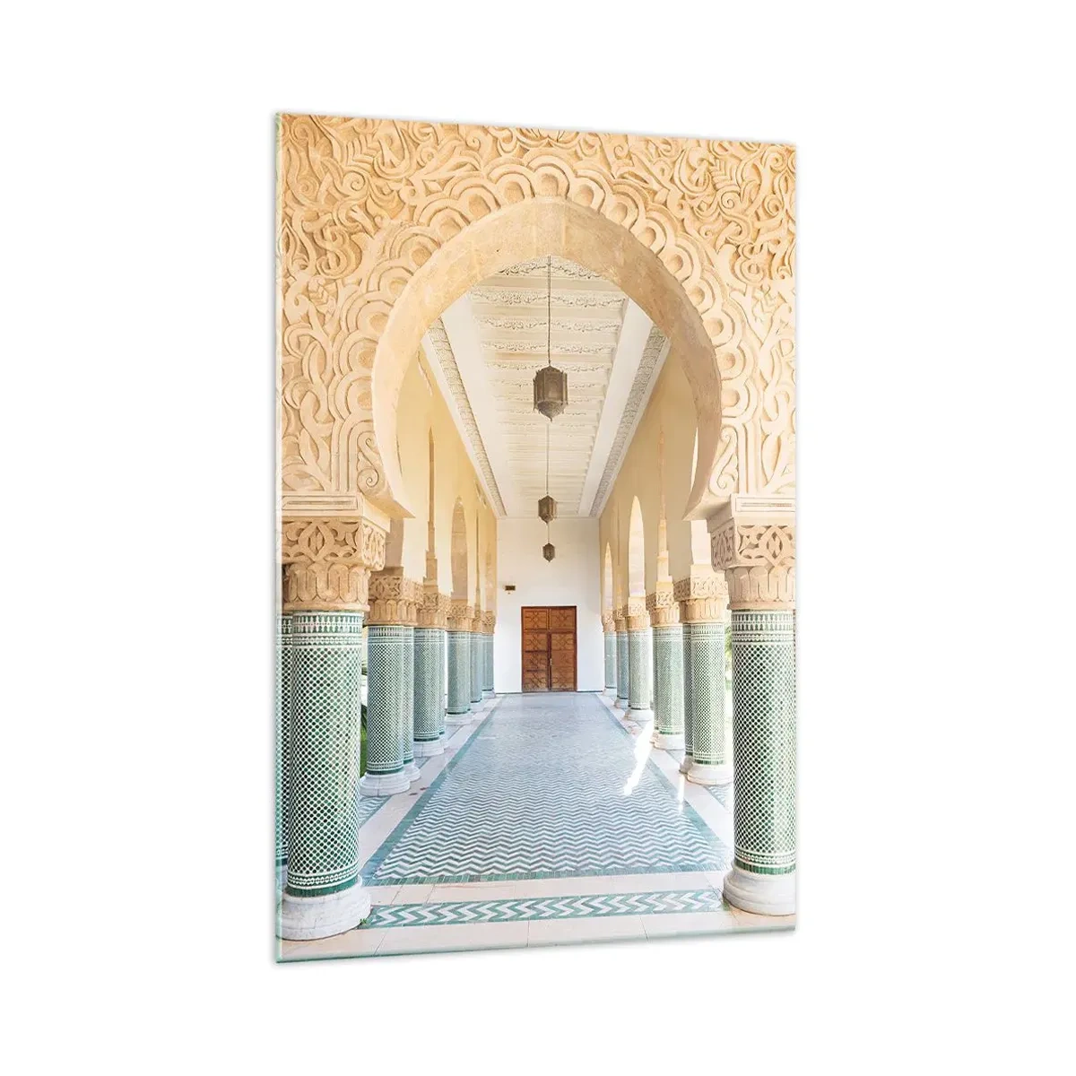 Obraz na szkle - Orientalny korytarz z bogato zdobionymi łukami i mozaikowymi kolumnami - 70x100cm - Z opowieści Szeherezady - Nowoczesna dekoracja ścienna do salonu i sypialni ARTTOR