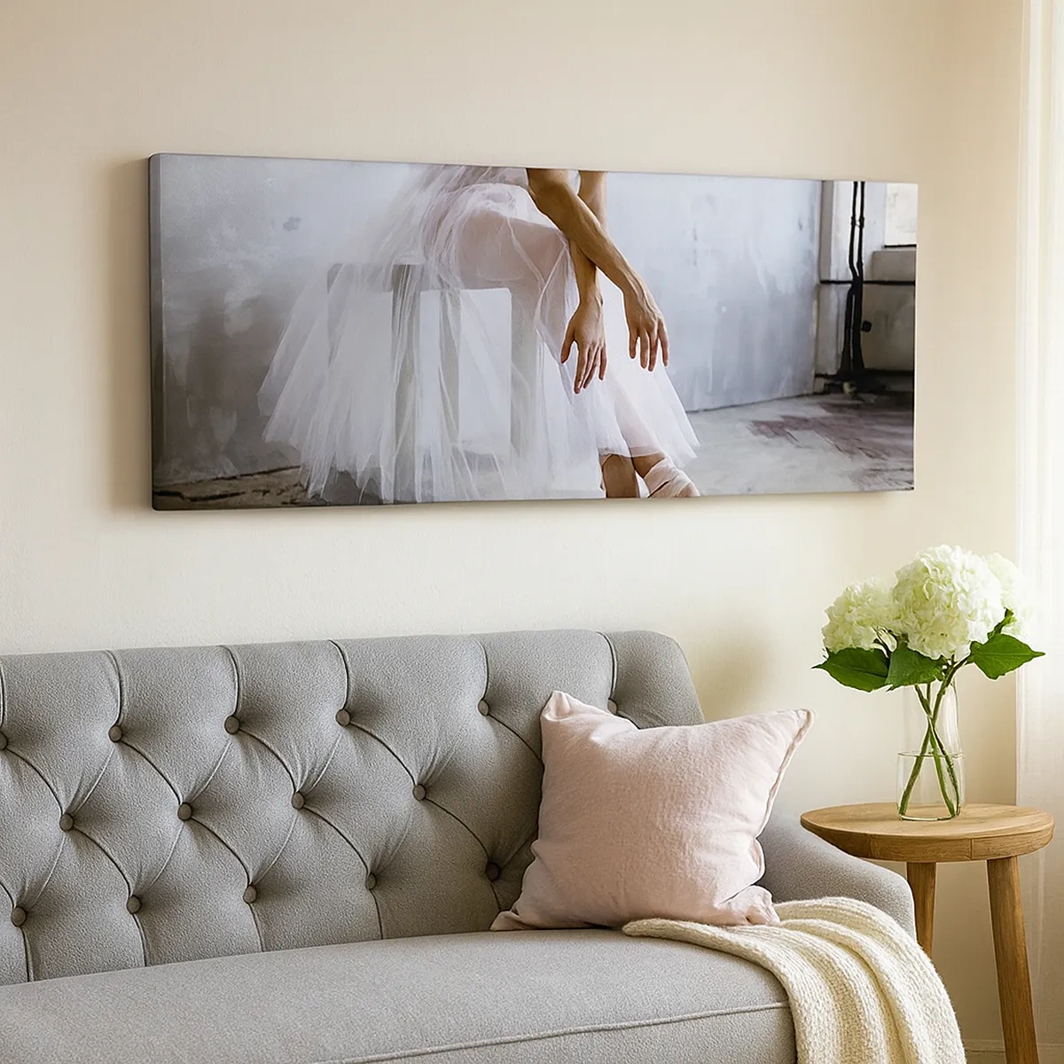 Obraz na płótnie - Zanim zabłysną światła rampy - 30x30 cm