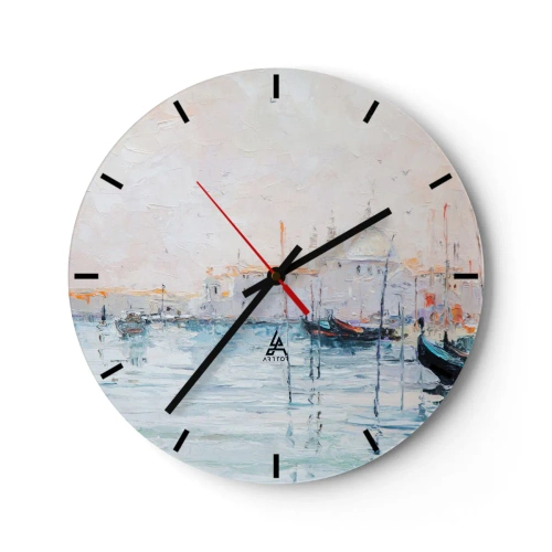Zegar ścienny - Impresjonistyczny obraz przedstawiający port z łodziami na spokojnej wodzie - 30x30cm - Za wodą, za mgłą - Nowoczesna dekoracja ścienna do salonu, kuchni i sypialni ARTTOR