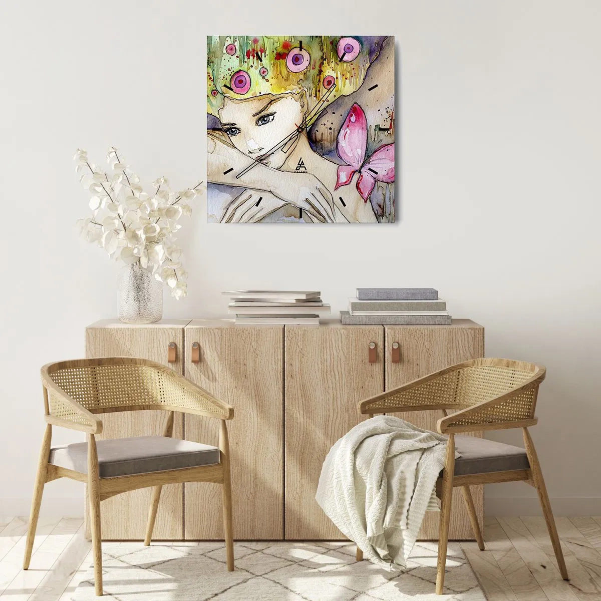 Zegar ścienny - Kobieta z abstrakcyjną fryzurą i różowym motylem - 30x30cm - Motyla księżniczka - Nowoczesna dekoracja ścienna do salonu i sypialni ARTTOR
