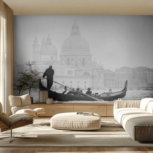 Fototapeta Premium Canvas - Gondola na tle bazyliki w czarno-białym ujęciu - 100x70cm - Podróż do źródeł piękna - Nowoczesna dekoracja ścienna do salonu i sypialni ARTTOR