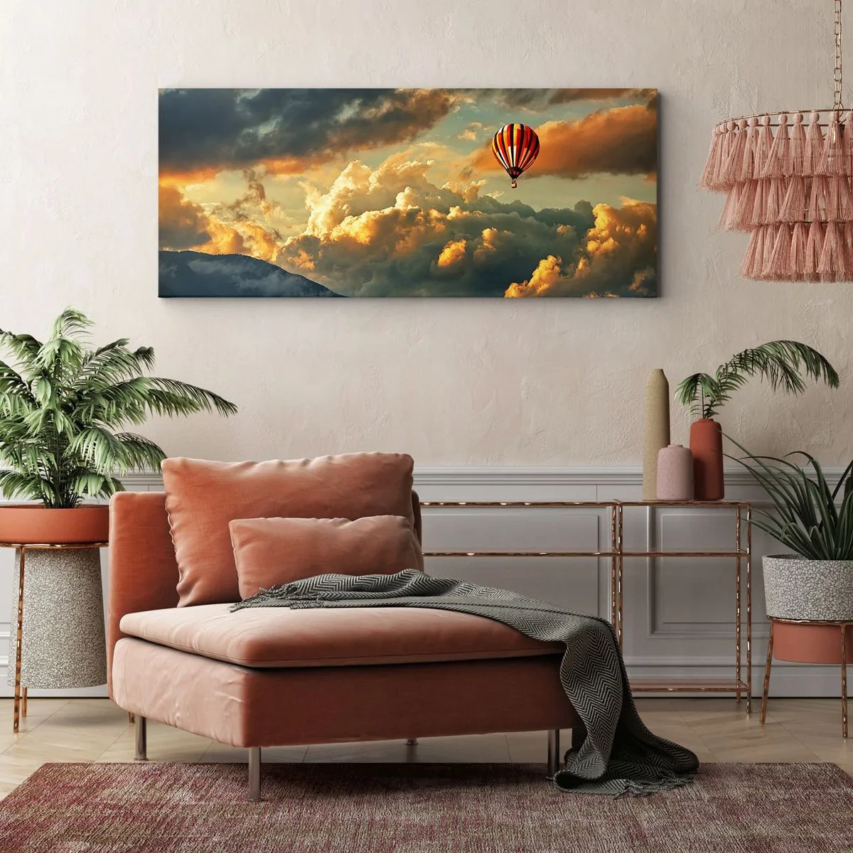 Obraz na płótnie - Balon na tle dramatycznych chmur - 120x50cm - Lecę, bo chcę - Nowoczesna dekoracja ścienna do salonu i sypialni ARTTOR