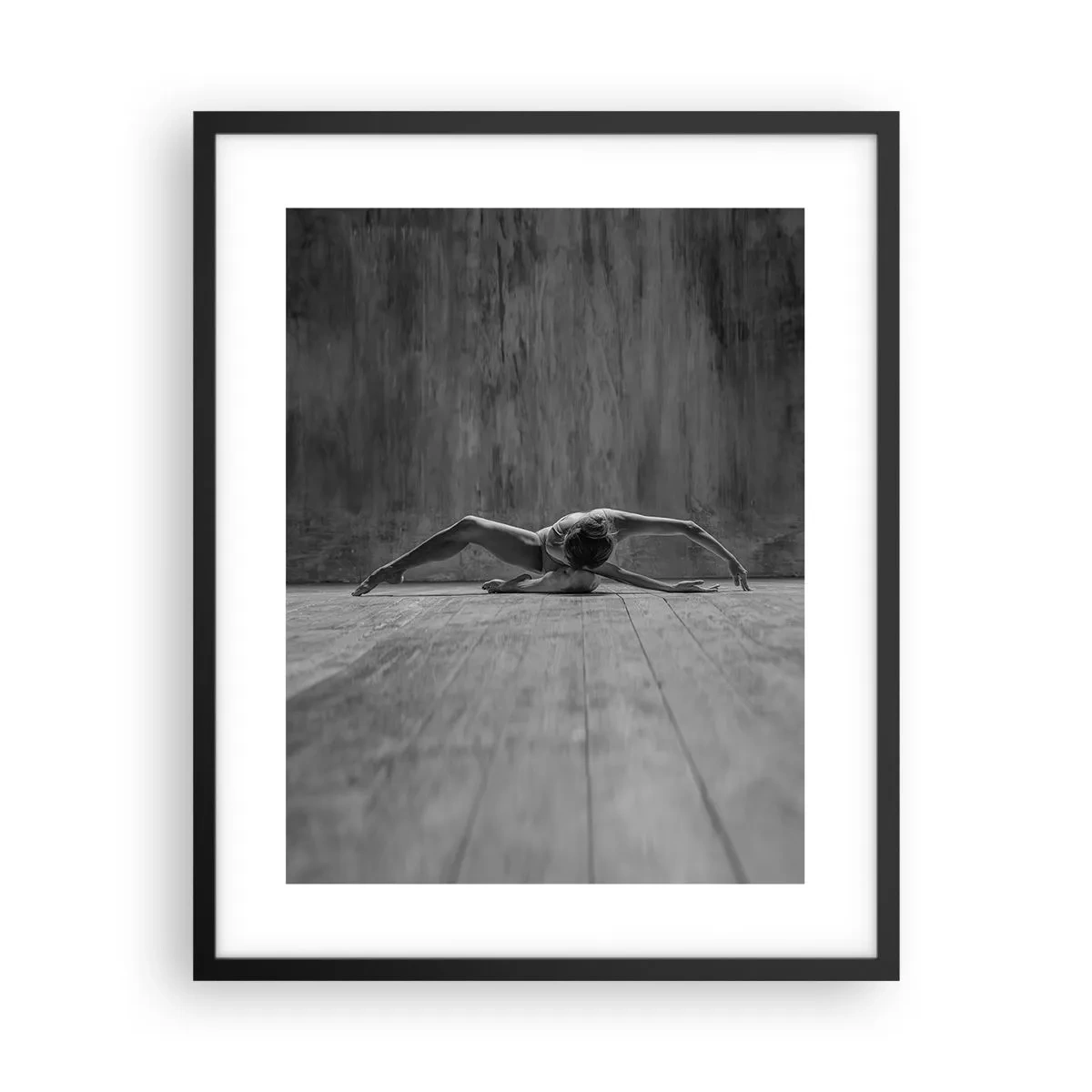 Plakat w czarnej ramie - Symetria odnaleziona - 40x50 cm