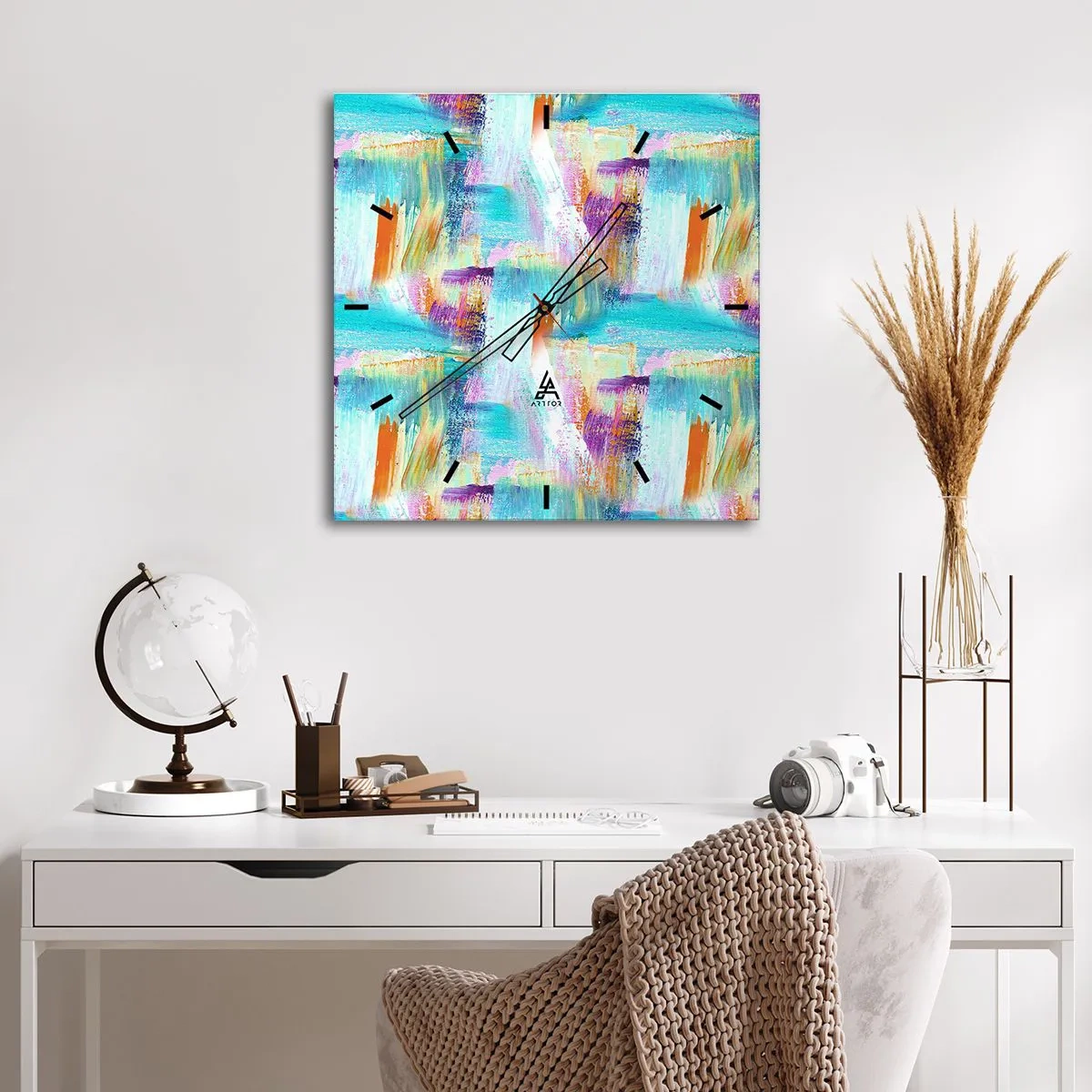 Zegar ścienny - Kolorowa abstrakcja z dynamicznymi pociągnięciami pędzla - 30x30cm - Pogodny mazaniec-przekładaniec - Nowoczesna dekoracja ścienna do salonu i sypialni ARTTOR