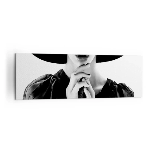 Obraz na płótnie - Stylowa kobieta w dużym kapeluszu w odcieniach czerni i bieli - 160x50cm - Skryte piękno - Nowoczesna dekoracja ścienna do salonu i sypialni ARTTOR