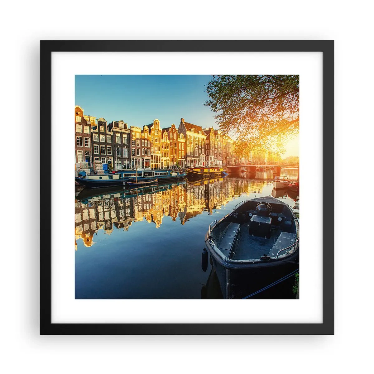 Plakat w czarnej ramie - Poranek w Amsterdamie - 40x40 cm