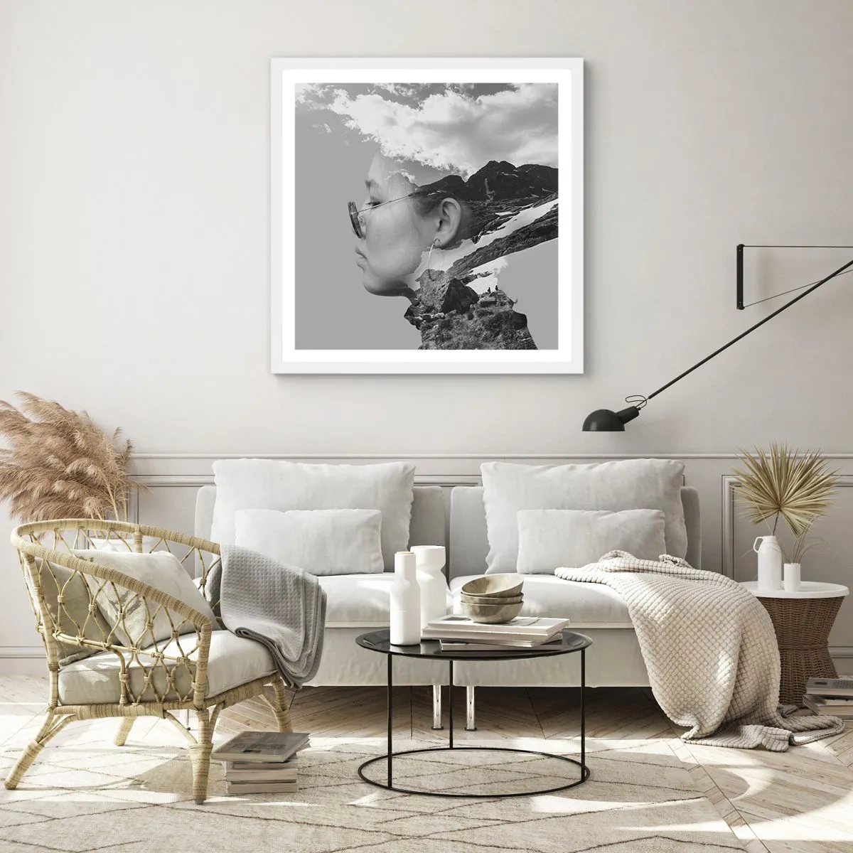 Plakat w białej ramie - Portret górny i chmurny - 60x60 cm