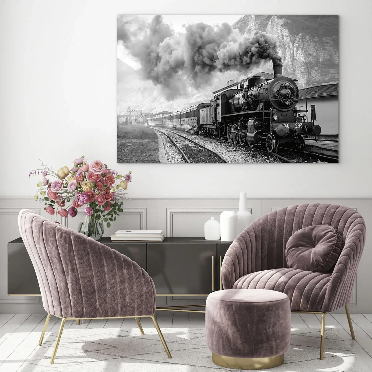Obraz na szkle - Stary pociąg parowy w górskim krajobrazie - 70x50cm - Stoi na stacji… - Nowoczesna dekoracja ścienna do salonu i sypialni ARTTOR