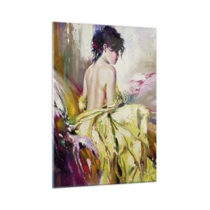 Obraz na szkle - Kobieta w żółtej sukni siedząca na łóżku w impresjonistycznym stylu - 50x70cm - Między ustami a brzegiem pucharu - Nowoczesna dekoracja ścienna do salonu, kuchni i sypialni ARTTOR