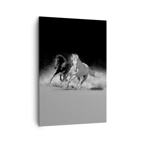 Obraz na płótnie - Biegnące konie w czerni i bieli - 70x100cm - Galop wolności - Nowoczesna dekoracja ścienna do salonu i sypialni ARTTOR