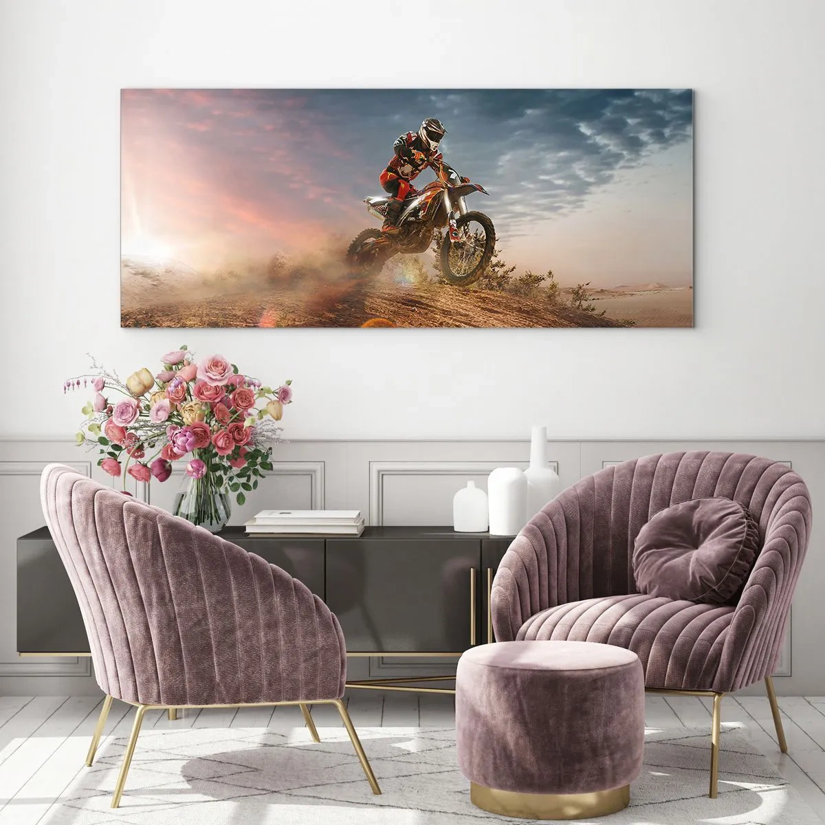 Obraz na szkle - Motocyklista na wydmach o zachodzie słońca - 160x50cm - Po zwycięstwo - Nowoczesna dekoracja ścienna do salonu i sypialni ARTTOR