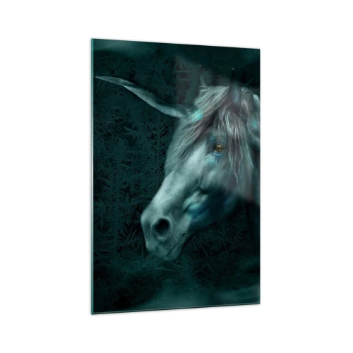 Obraz na szkle - Magiczny jednorożec w tajemniczym, ciemnym lesie o fantazyjnych barwach. - 70x100cm - W baśniowym lesie - Nowoczesna dekoracja ścienna do salonu i sypialni ARTTOR