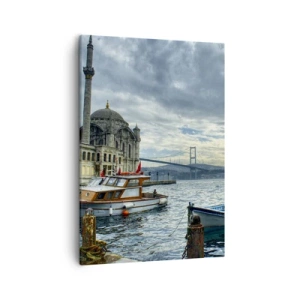 Obraz na płótnie - Widok na meczet, łodzie i most w pochmurnym krajobrazie - 50x70cm - Na granicy światów - Nowoczesna dekoracja ścienna do salonu, kuchni i sypialni ARTTOR
