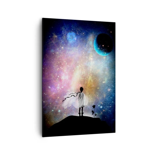 Obraz na płótnie - Magiczny portret Małego Księcia stojącego na planecie w otoczeniu gwiazd i planet - 70x100cm - Mały Książę - Nowoczesna dekoracja ścienna do salonu i sypialni ARTTOR