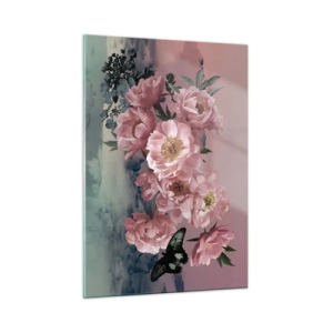 Obraz na szkle - Różowe piwonie z motylem na tle nieba - 50x70cm - Szczyt romantyzmu - Nowoczesna dekoracja ścienna do salonu, kuchni i sypialni ARTTOR