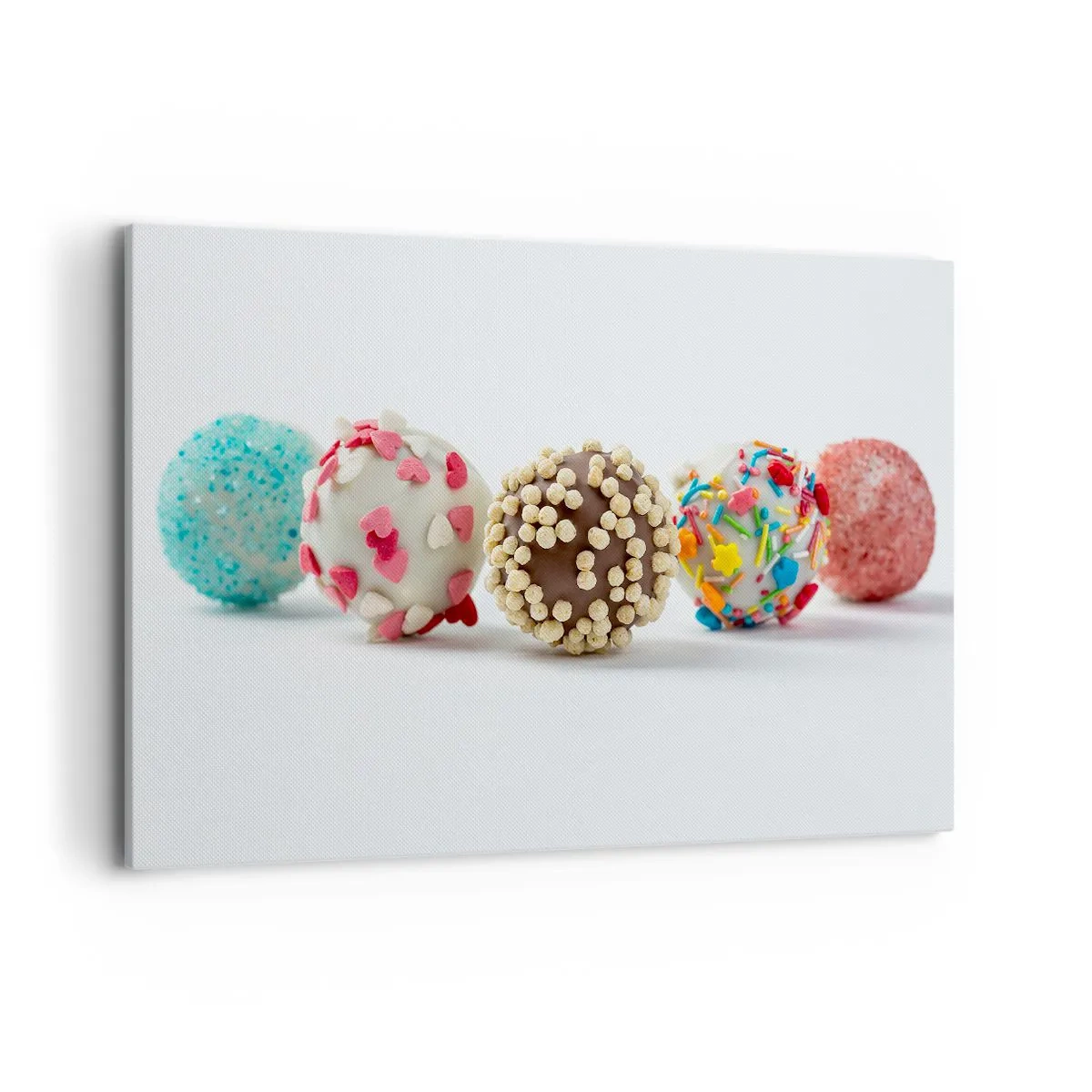 Obraz na płótnie - Kolorowe praliny z dekoracjami na białym tle - 120x80cm - Życie może być słodkie - Nowoczesna dekoracja ścienna do salonu, kuchni i sypialni ARTTOR