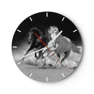 Zegar ścienny - Czarno-biały motyw galopujących koni na tle pyłu - 30x30cm - Galop wolności - Nowoczesna dekoracja ścienna do salonu, kuchni i sypialni ARTTOR