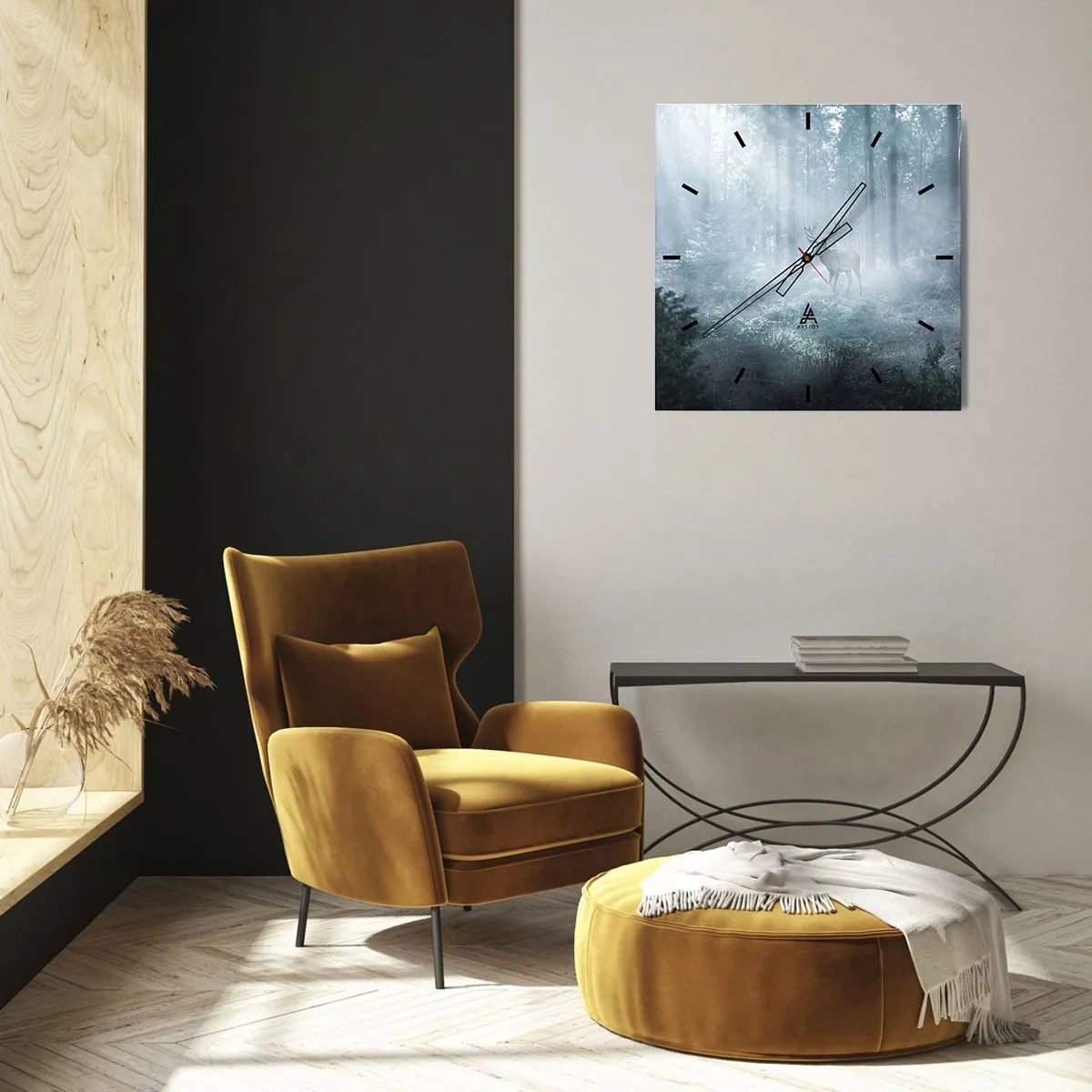 Zegar ścienny - Jeleń w gęstym lesie spowitym poranną mgłą - 30x30cm - Poranny obchód włości - Nowoczesna dekoracja ścienna do salonu i sypialni ARTTOR