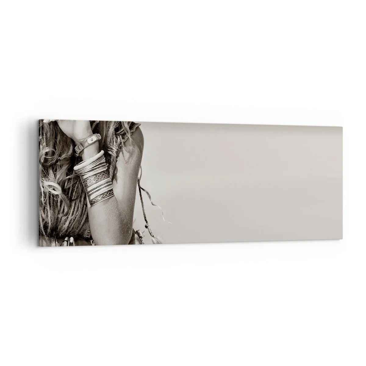 Obraz na płótnie - Portret kobiety w stylu boho z biżuterią - 140x50cm - Jak to dziewczyna - Nowoczesna dekoracja ścienna do salonu i sypialni ARTTOR
