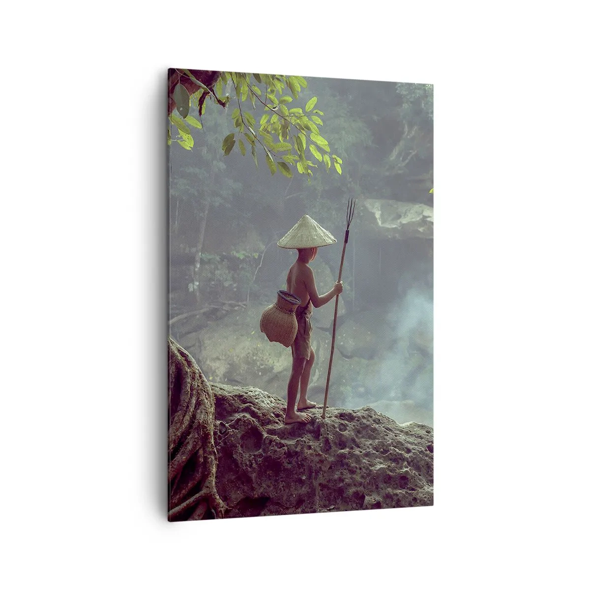 Obraz na płótnie - Postać z włócznią przy wodospadzie w tropikalnym lesie - 80x120cm - Zaprzyjaźniony z naturą - Nowoczesna dekoracja ścienna do salonu i sypialni ARTTOR