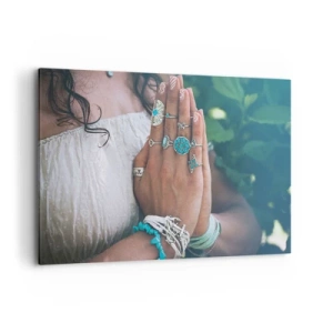 Obraz na płótnie - Ręce ozdobione biżuterią w stylu boho - 120x80cm - Witaj w centrum bytu - Nowoczesna dekoracja ścienna do salonu, kuchni i sypialni ARTTOR