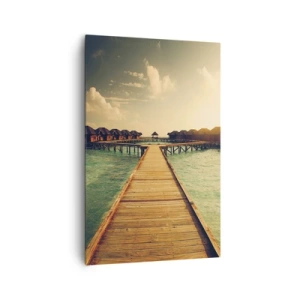 Obraz na płótnie - Drewniany pomost prowadzący do domków na wodzie oświetlonych promieniami słońca - 80x120cm - Gorące zaproszenie - Nowoczesna dekoracja ścienna do salonu i sypialni ARTTOR