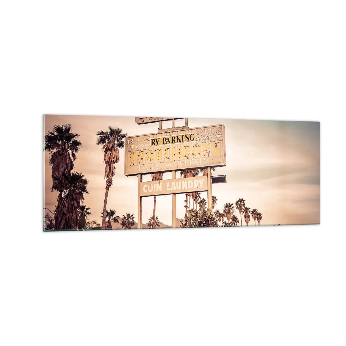 Obraz na szkle - Retro szyld motelu otoczonego palmami - 140x50cm - Tu czas się zatrzymał - Nowoczesna dekoracja ścienna do salonu i sypialni ARTTOR