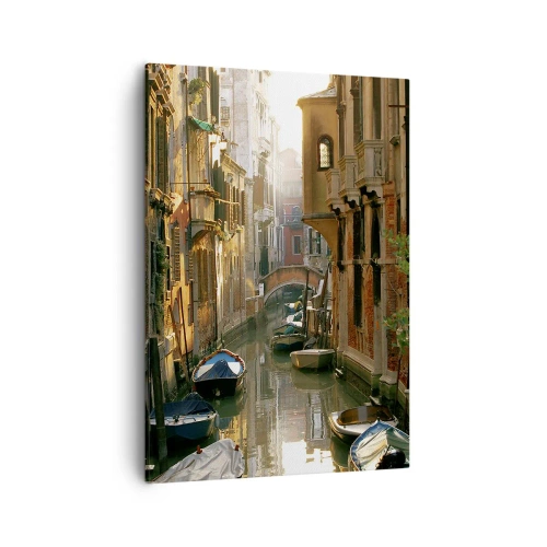 Obraz na płótnie - Wenecja z kanałem, mostem i łodziami - 50x70cm - W weneckim zaułku - Nowoczesna dekoracja ścienna do salonu, kuchni i sypialni ARTTOR