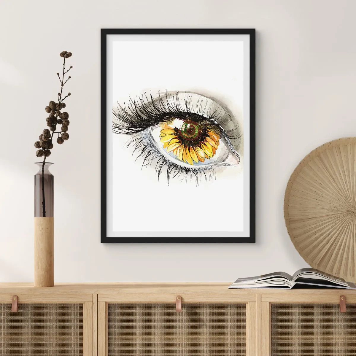 Plakat w czarnej ramie - Oko z żółtym kwiatem słonecznika w źrenicy - 50x70cm - Spojrzenie gorące jak lato - Nowoczesna dekoracja ścienna do salonu i sypialni ARTTOR