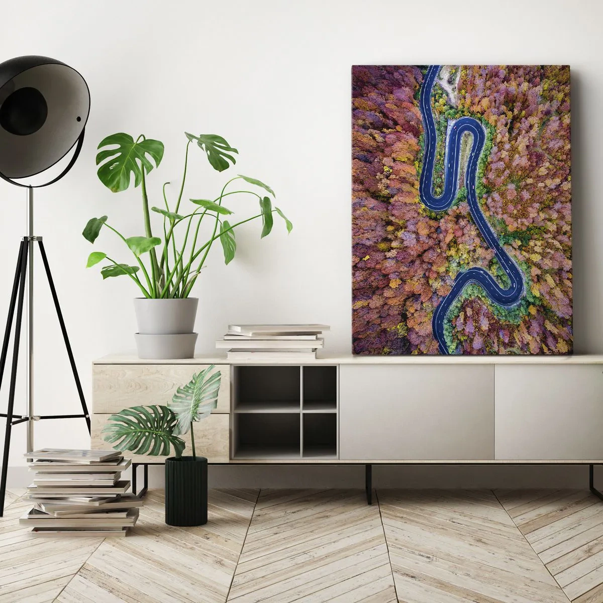 Obraz na płótnie - Kręta droga w jesiennym lesie widziana z lotu ptaka - 80x120cm - Krętą drogą poprzez las - Nowoczesna dekoracja ścienna do salonu i sypialni ARTTOR