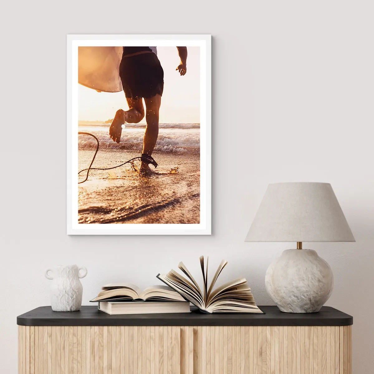 Plakat w białej ramie - Na spotkanie fali - 70x100 cm