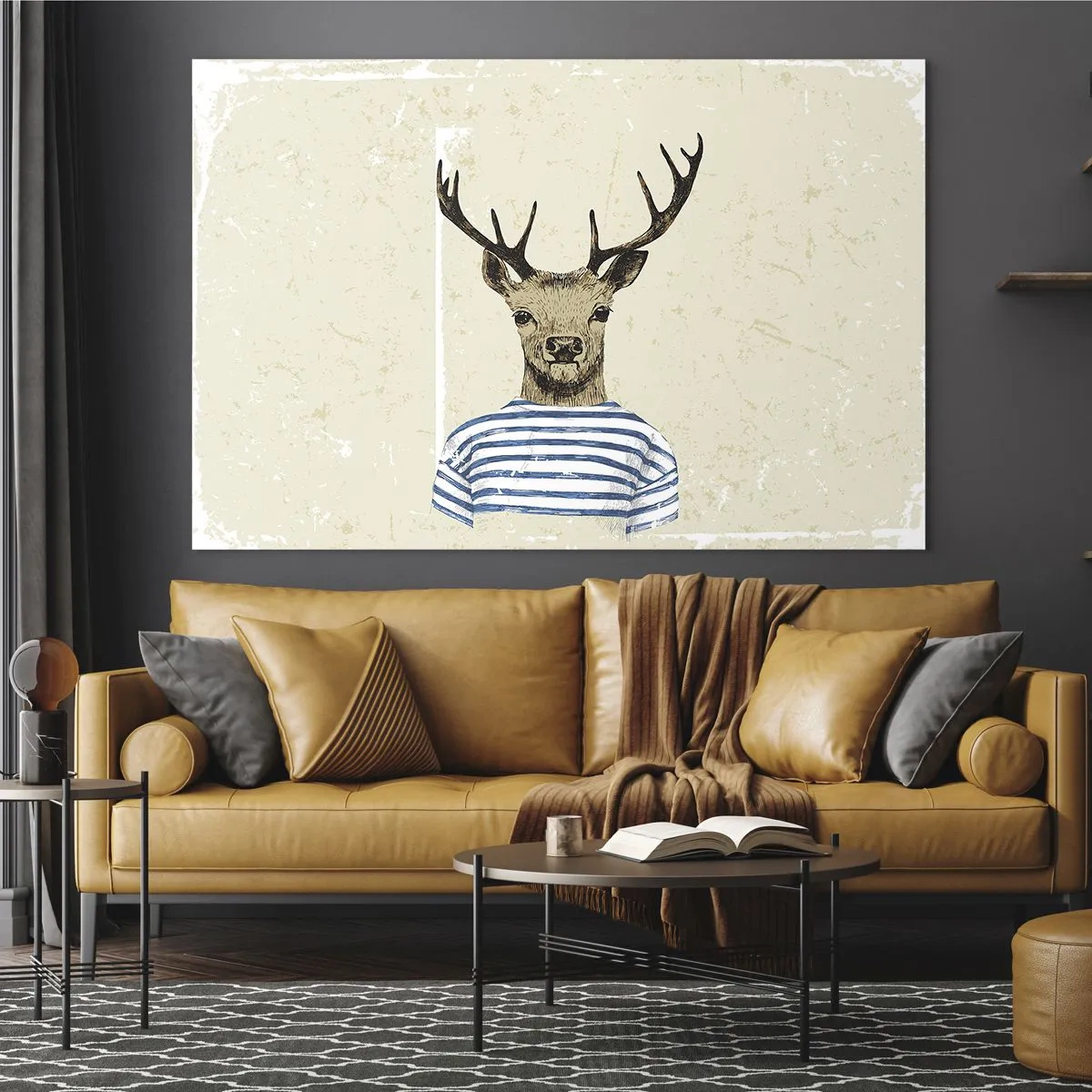 Obraz na szkle - Grafika jelenia w marynarskiej koszulce na jasnym tle - 70x50cm - Bo lubię koszulki w paski! - Nowoczesna dekoracja ścienna do salonu i sypialni ARTTOR