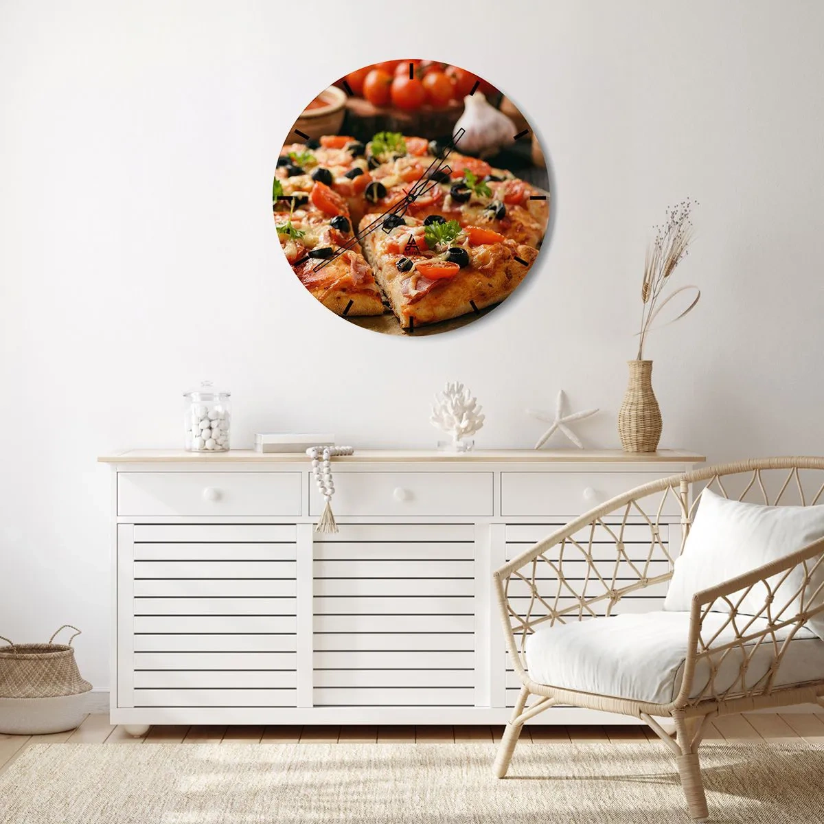 Zegar ścienny - Apetyczna pizza z dodatkami - 30x30cm - Znów ci się upiekło - Nowoczesna dekoracja ścienna do salonu, kuchni i sypialni ARTTOR