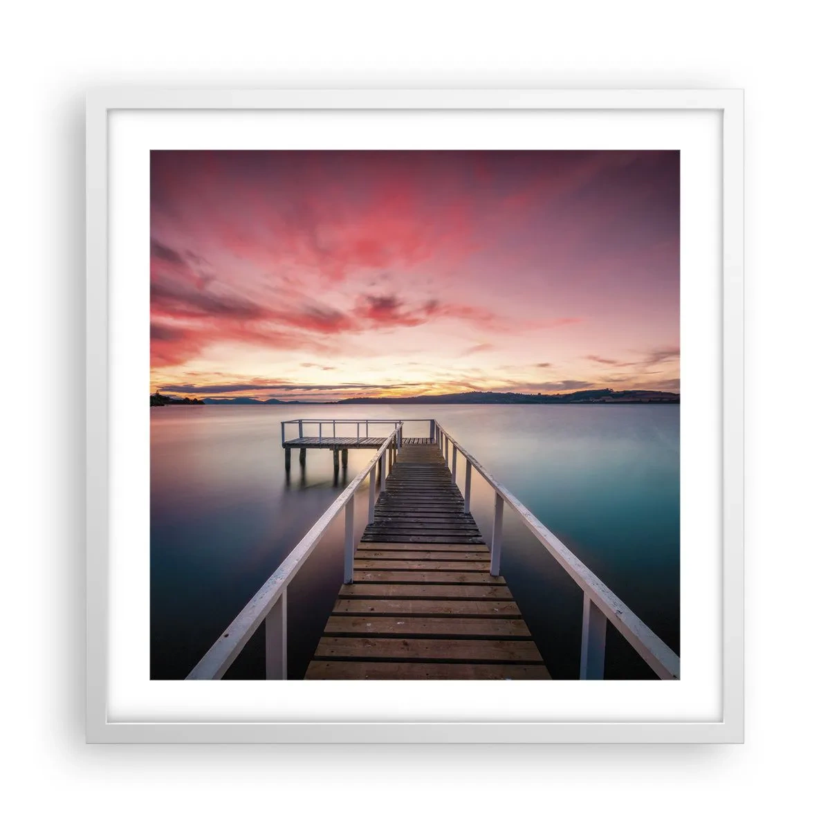 Plakat w białej ramie - Łagodny płomień wieczoru - 50x50 cm
