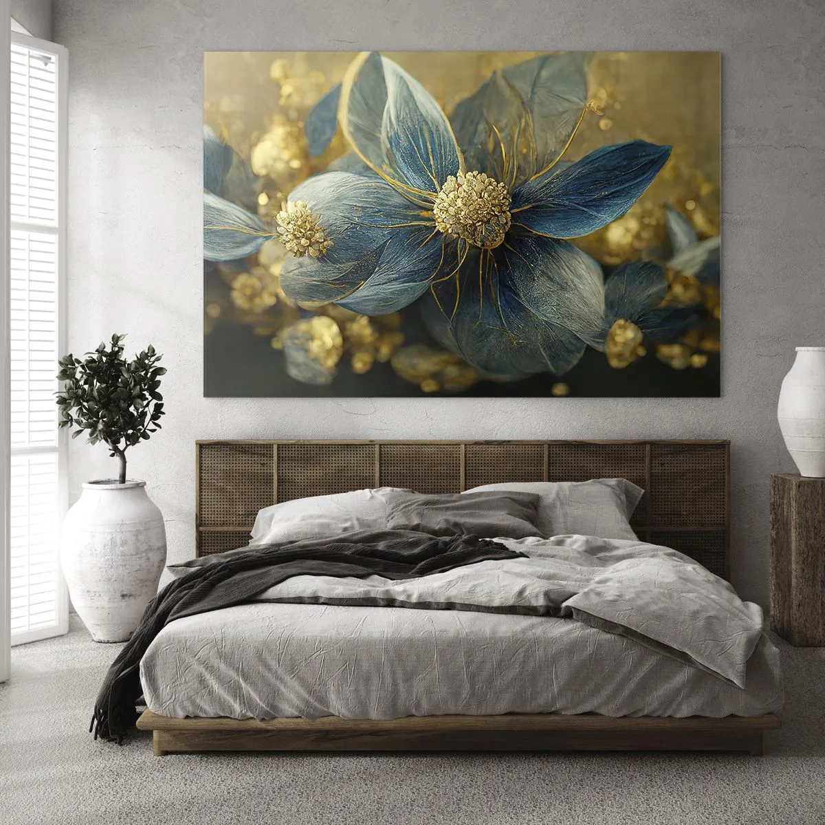 Obraz na szkle - Niebiesko-złote kwiaty o luksusowym charakterze - 70x50cm - Zakwitnąć złotem - Nowoczesna dekoracja ścienna do salonu i sypialni ARTTOR