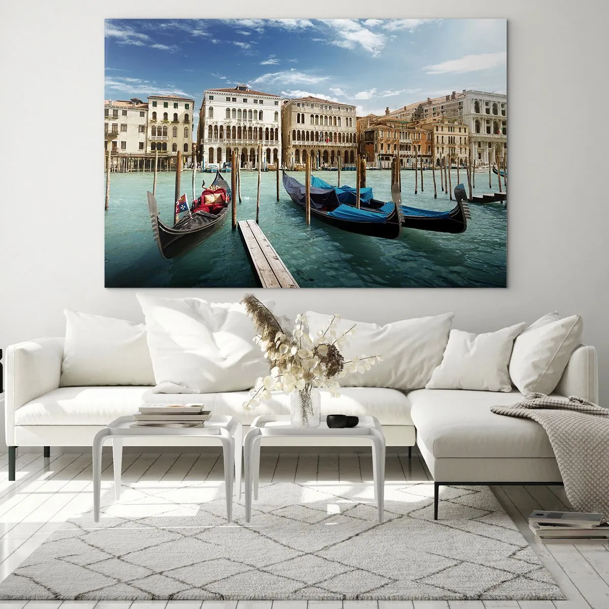 Obraz na szkle - Gondole na kanale w Wenecji w słoneczny dzień - 70x50cm - Pałace w błękicie - Nowoczesna dekoracja ścienna do salonu i sypialni ARTTOR
