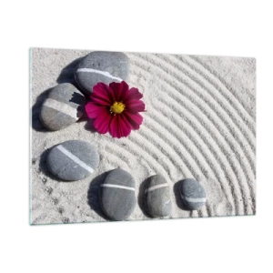 Obraz na szkle - Kamienie z białymi paskami i fioletowy kwiat na piasku w stylu zen - 120x80cm - Energia i spokój magicznego kręgu natury - Nowoczesna dekoracja ścienna do salonu, kuchni i sypialni ARTTOR