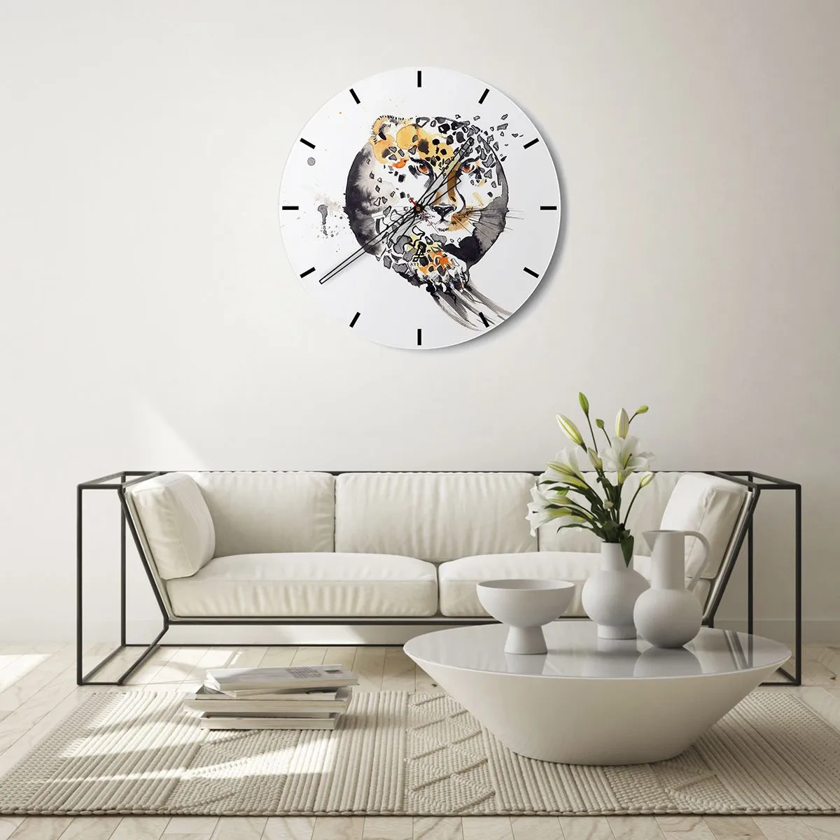 Zegar ścienny - Leopard w artystycznej formie z dynamicznymi cząstkami wokół sylwetki - 30x30cm - Drapieżna uroda - Nowoczesna dekoracja ścienna do salonu, kuchni i sypialni ARTTOR