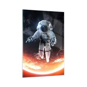 Obraz na szkle - Astronauta unoszący się nad Ziemią oświetloną słońcem - 70x100cm - Mogę zostać jeszcze chwilę? - Nowoczesna dekoracja ścienna do salonu i sypialni ARTTOR