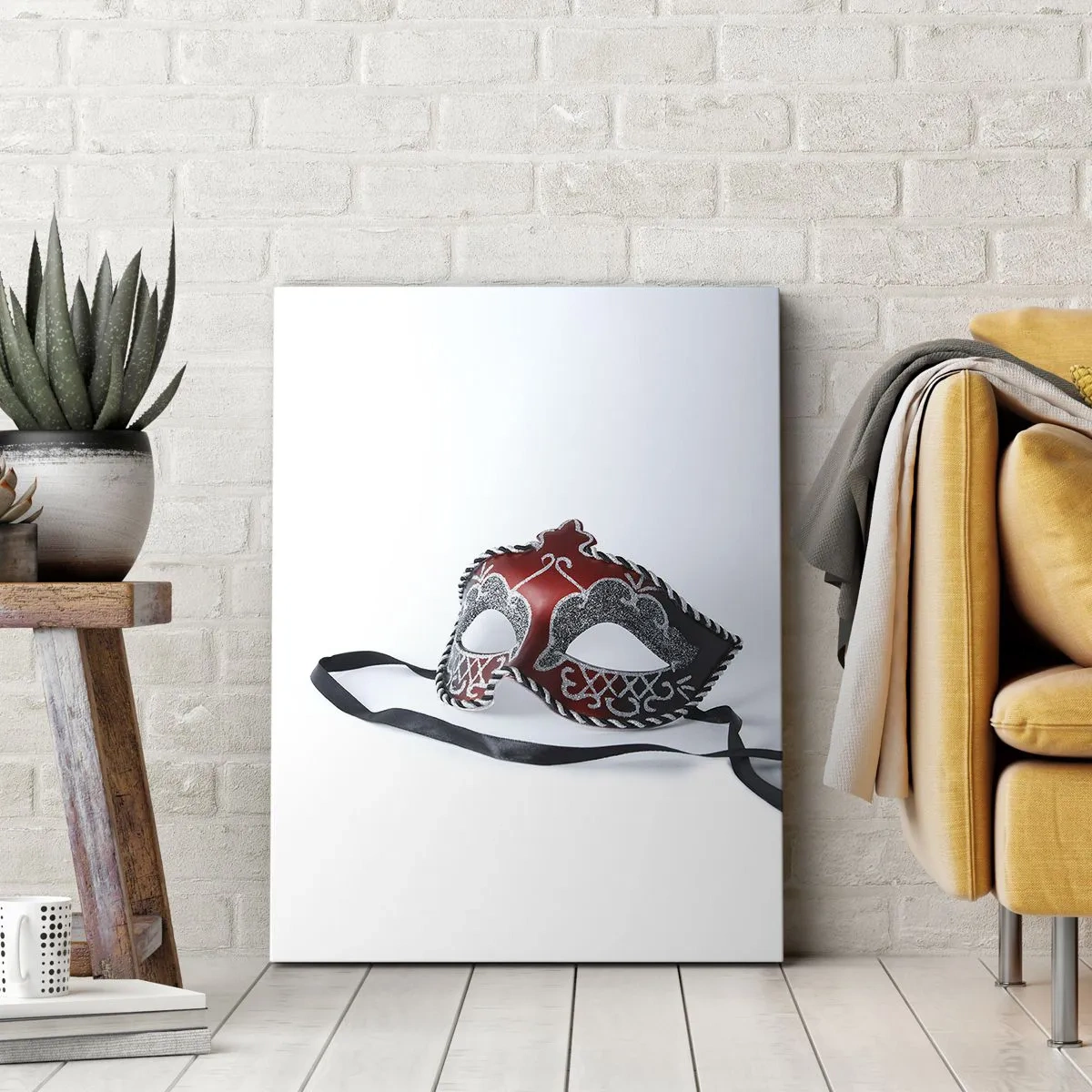 Obraz na płótnie - Czerwona maska karnawałowa na jasnym tle - 80x120cm - Zaproszenie na bal - Nowoczesna dekoracja ścienna do salonu i sypialni ARTTOR