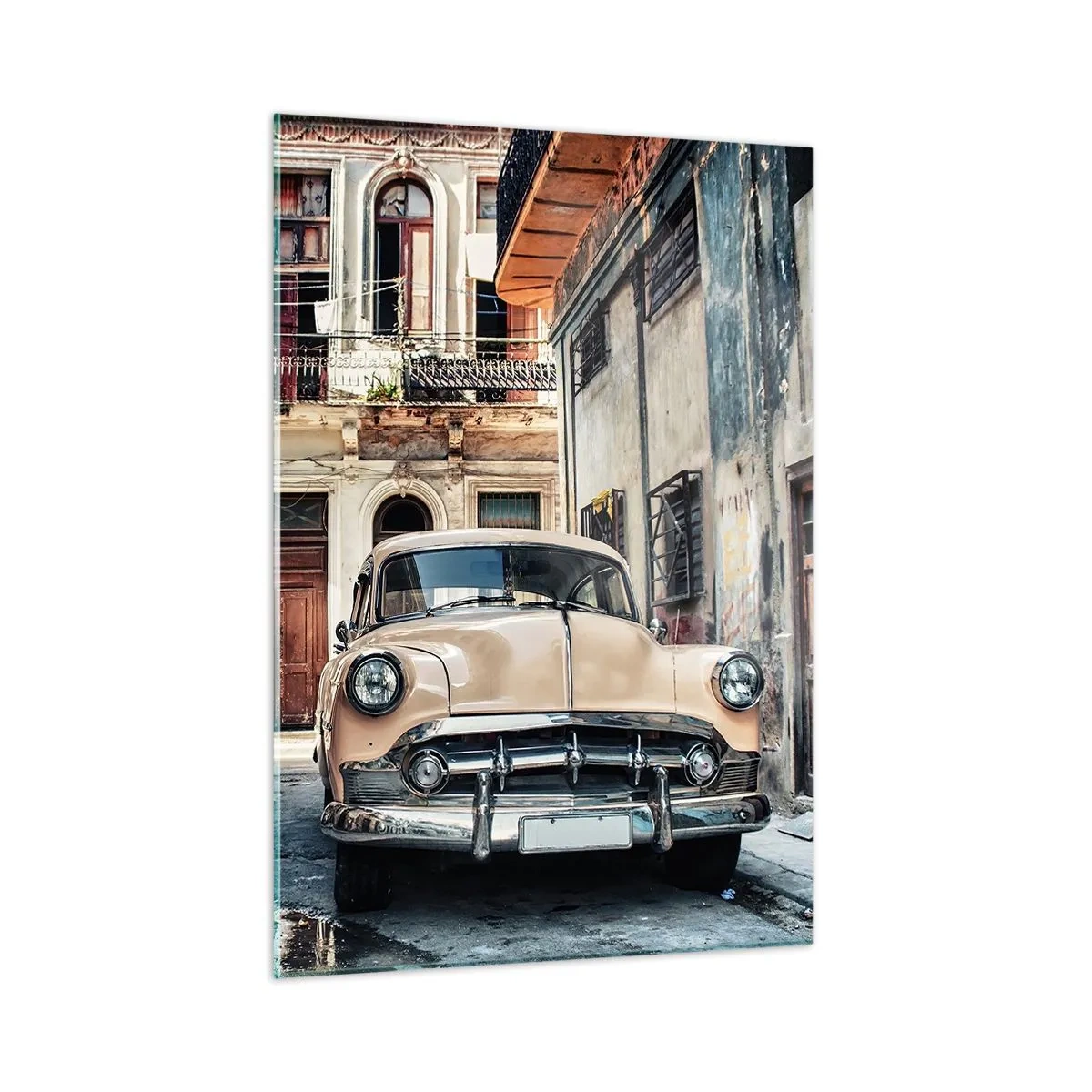 Obraz na szkle - Retro samochód na ulicy starego miasta - 50x70cm - Sjesta w Hawanie - Nowoczesna dekoracja ścienna do salonu, kuchni i sypialni ARTTOR