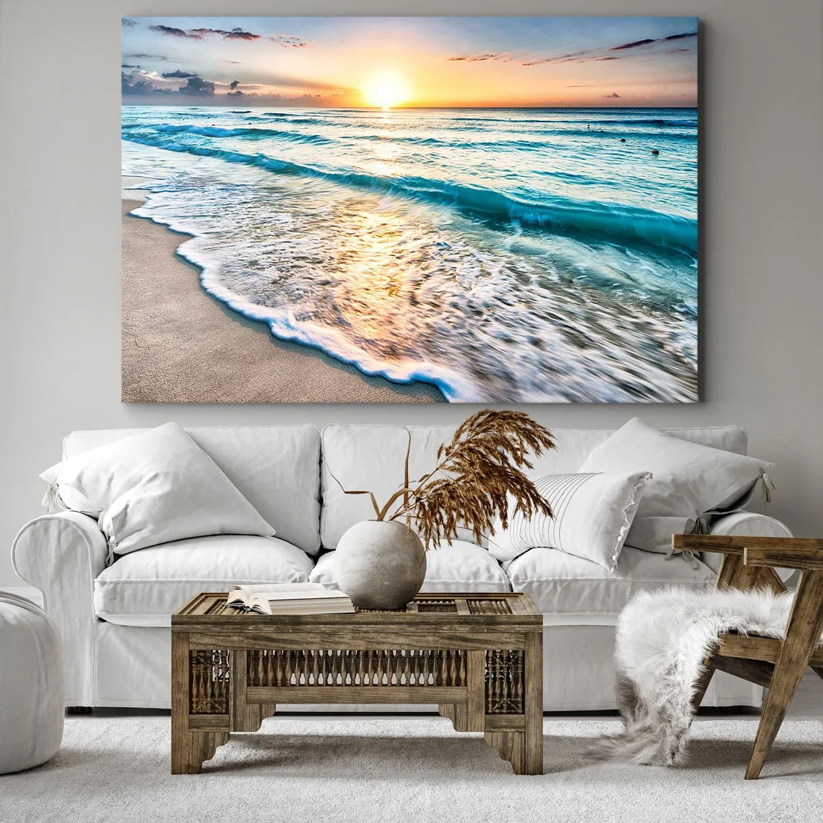 Obraz na płótnie - Wschód słońca nad spokojną plażą z falami - 120x80cm - Widok wart zachodu - Nowoczesna dekoracja ścienna do salonu, kuchni i sypialni ARTTOR