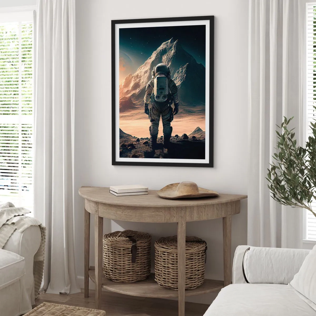 Plakat w czarnej ramie - Astronauta na obcej planecie w świetle gwiazd - 50x70cm - Nowe wyzwanie - Nowoczesna dekoracja ścienna do salonu i sypialni ARTTOR