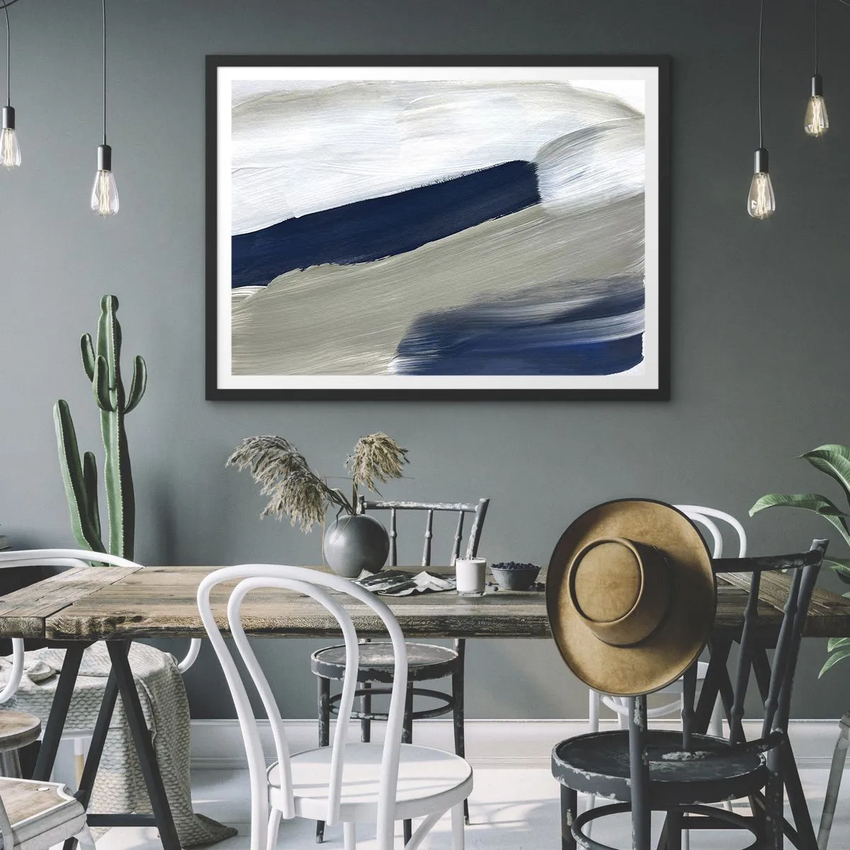Plakat w czarnej ramie - Abstrakcyjne pociągnięcia pędzla w odcieniach niebieskiego i szarości - 70x50cm - Spotkanie z bielą - Nowoczesna dekoracja ścienna do salonu i sypialni ARTTOR