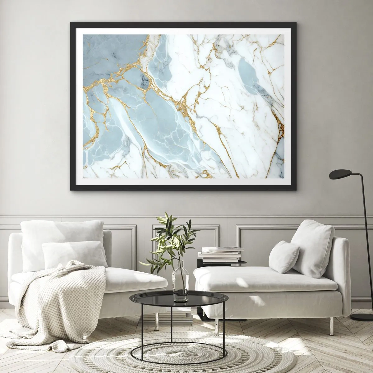Plakat w czarnej ramie - Błękitno-białe marmurowe wzory z dodatkiem złotych żył - 100x70cm - Bogactwo kamienia - Nowoczesna dekoracja ścienna do salonu i sypialni ARTTOR