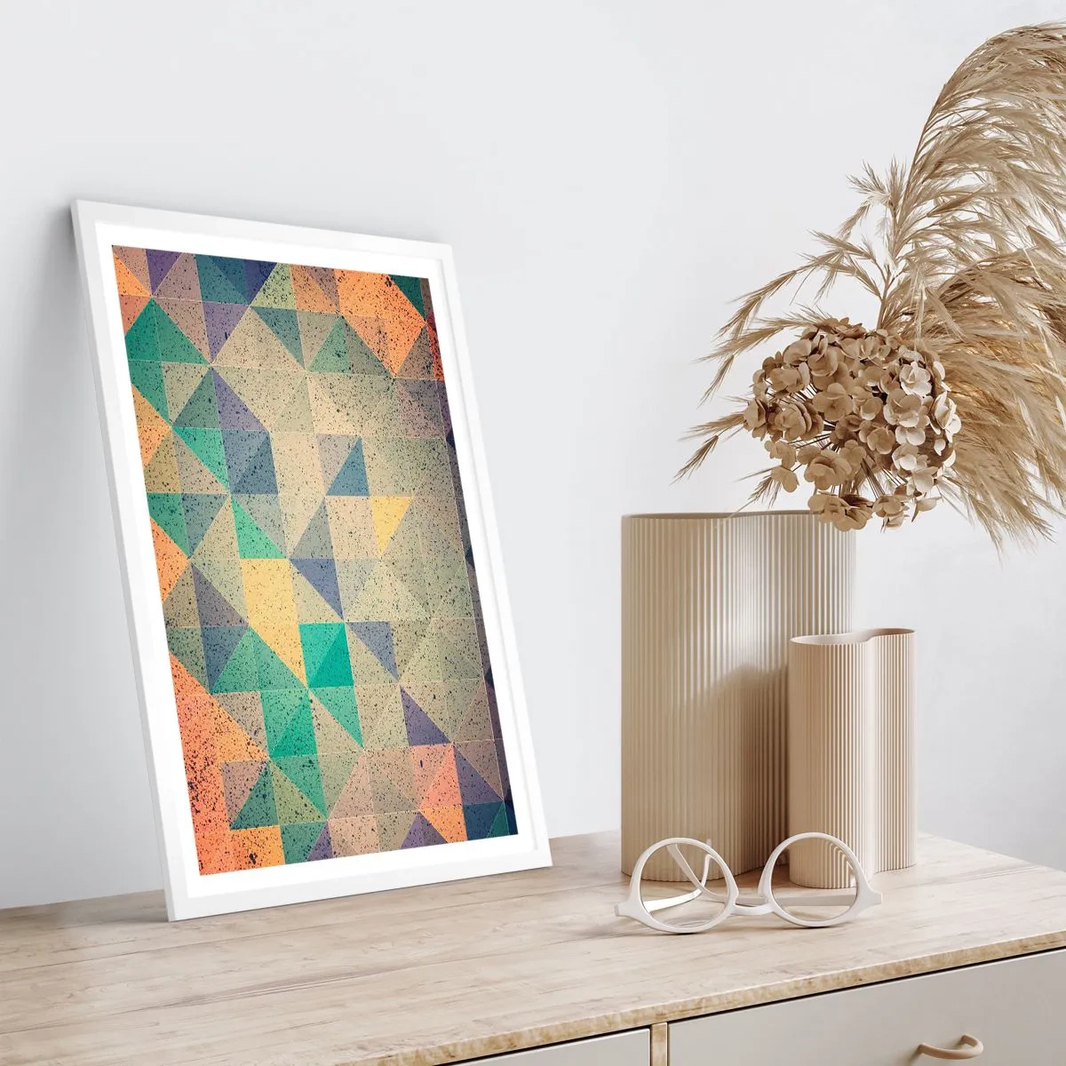 Plakat w białej ramie - Republika trójkątów - 30x40 cm