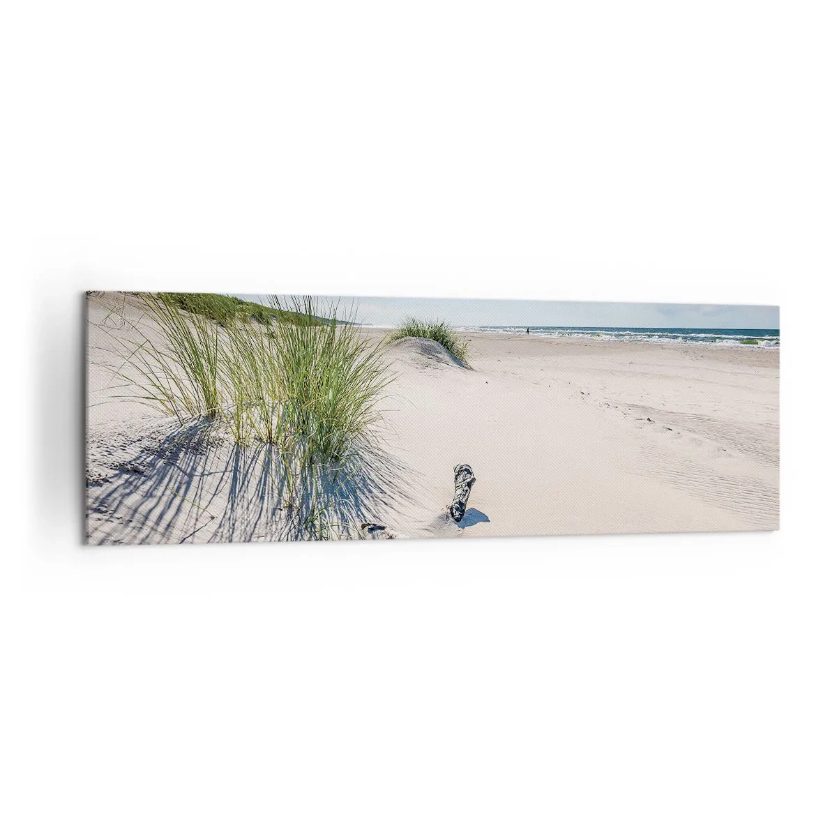 Obraz na płótnie - Bałtycka plaża z piaskiem, trawami i spokojnym błękitnym niebem - 160x50cm - Najpiękniejsza? Bałtycka - Nowoczesna dekoracja ścienna do salonu i sypialni ARTTOR