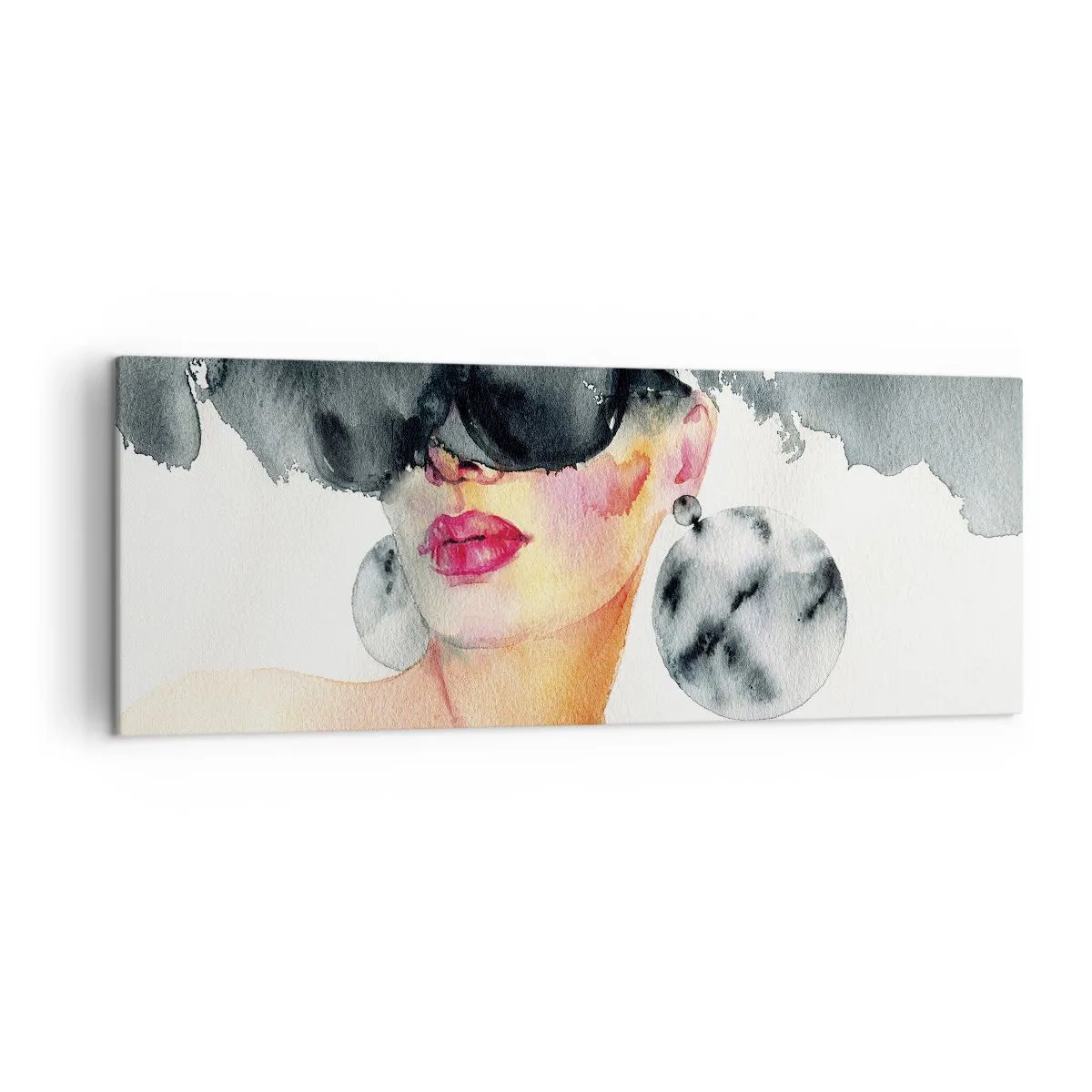 Obraz na płótnie - Kobieta w stylowych okularach i dużych kolczykach - 140x50cm - Tajemnica elegancji - Nowoczesna dekoracja ścienna do salonu i sypialni ARTTOR